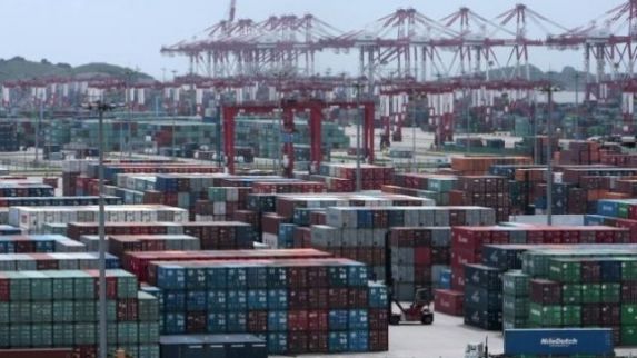 Международната търговия на България намалява